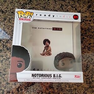 Funko Pop! Notorious B.I.G. vinyl figurine & Album Cover with Case